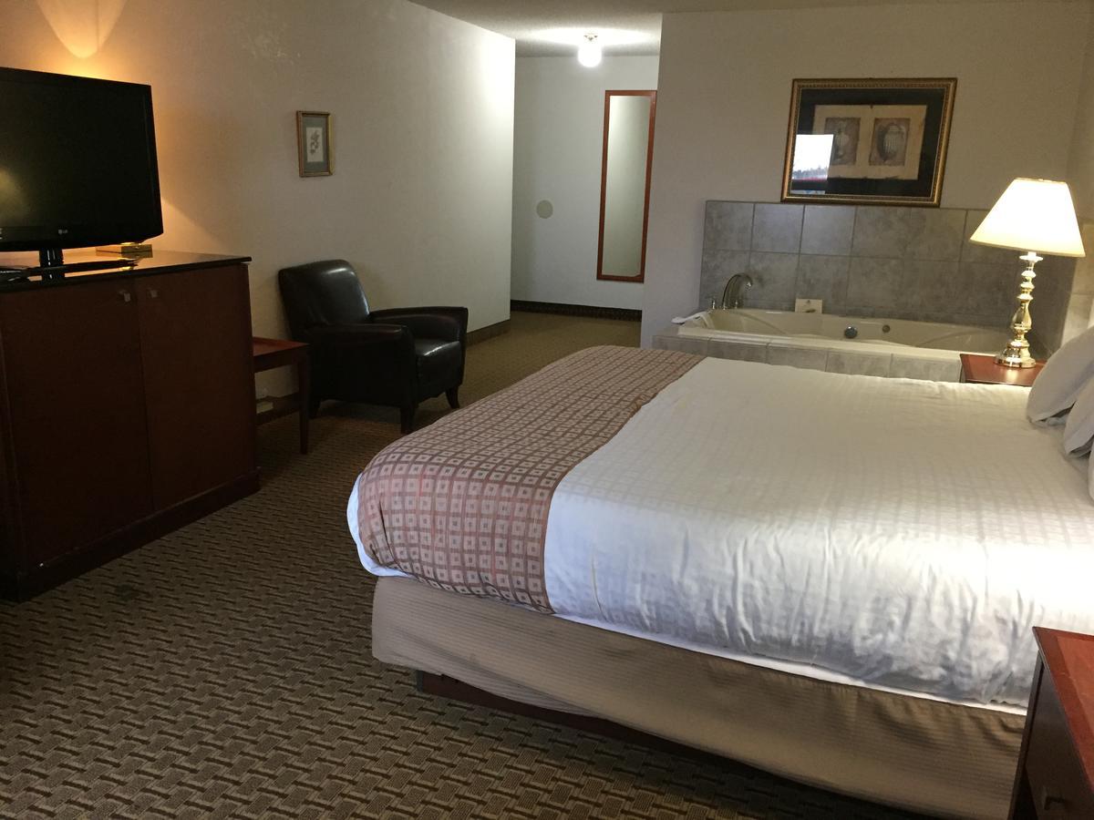 Best Value Inn&Suites Parry Sound Exterior foto