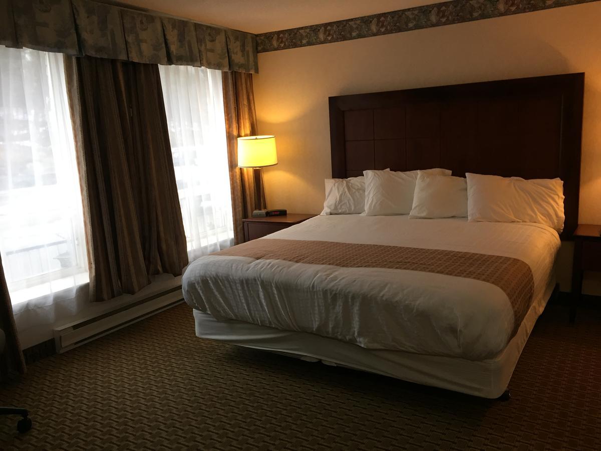 Best Value Inn&Suites Parry Sound Exterior foto