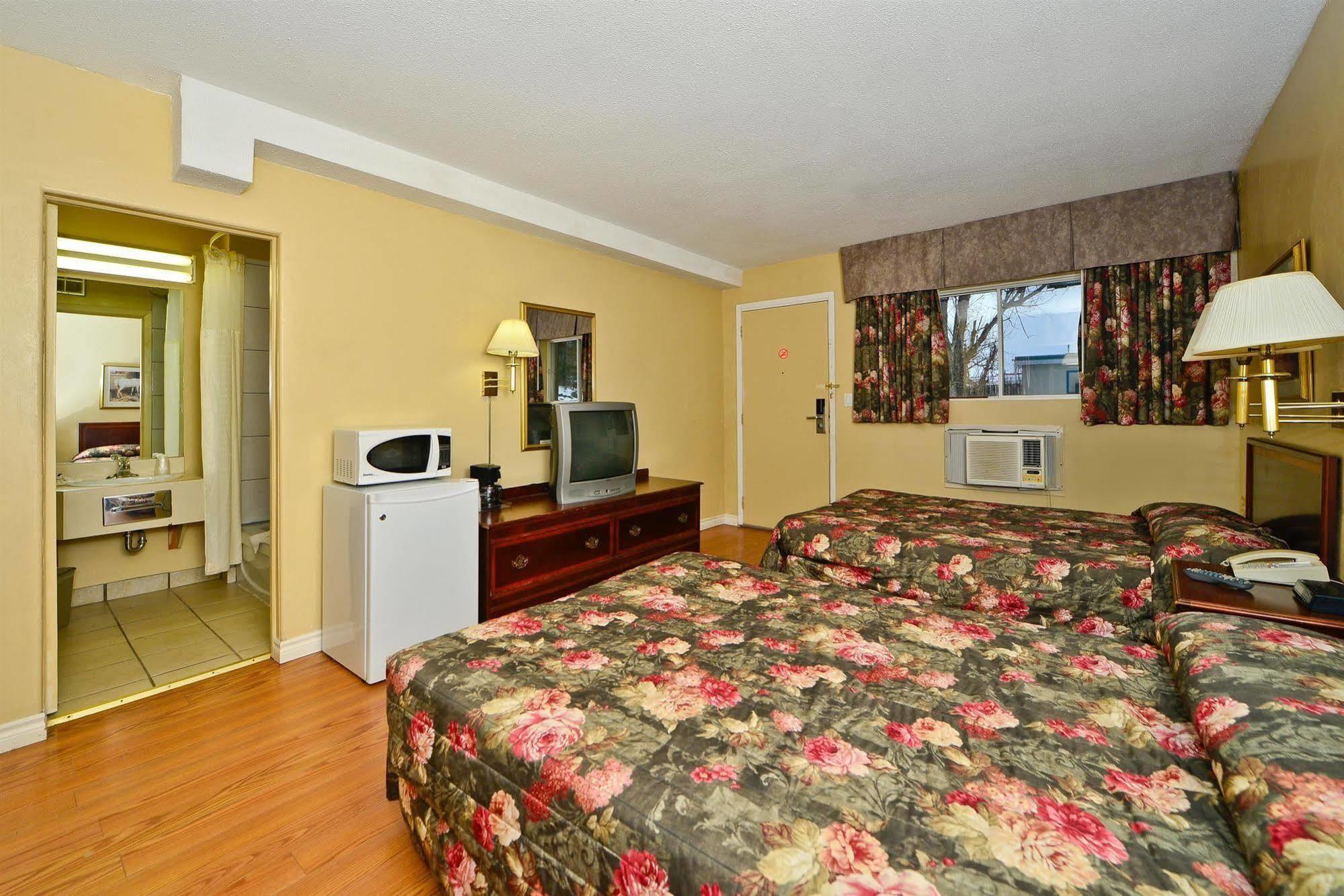 Best Value Inn&Suites Parry Sound Exterior foto