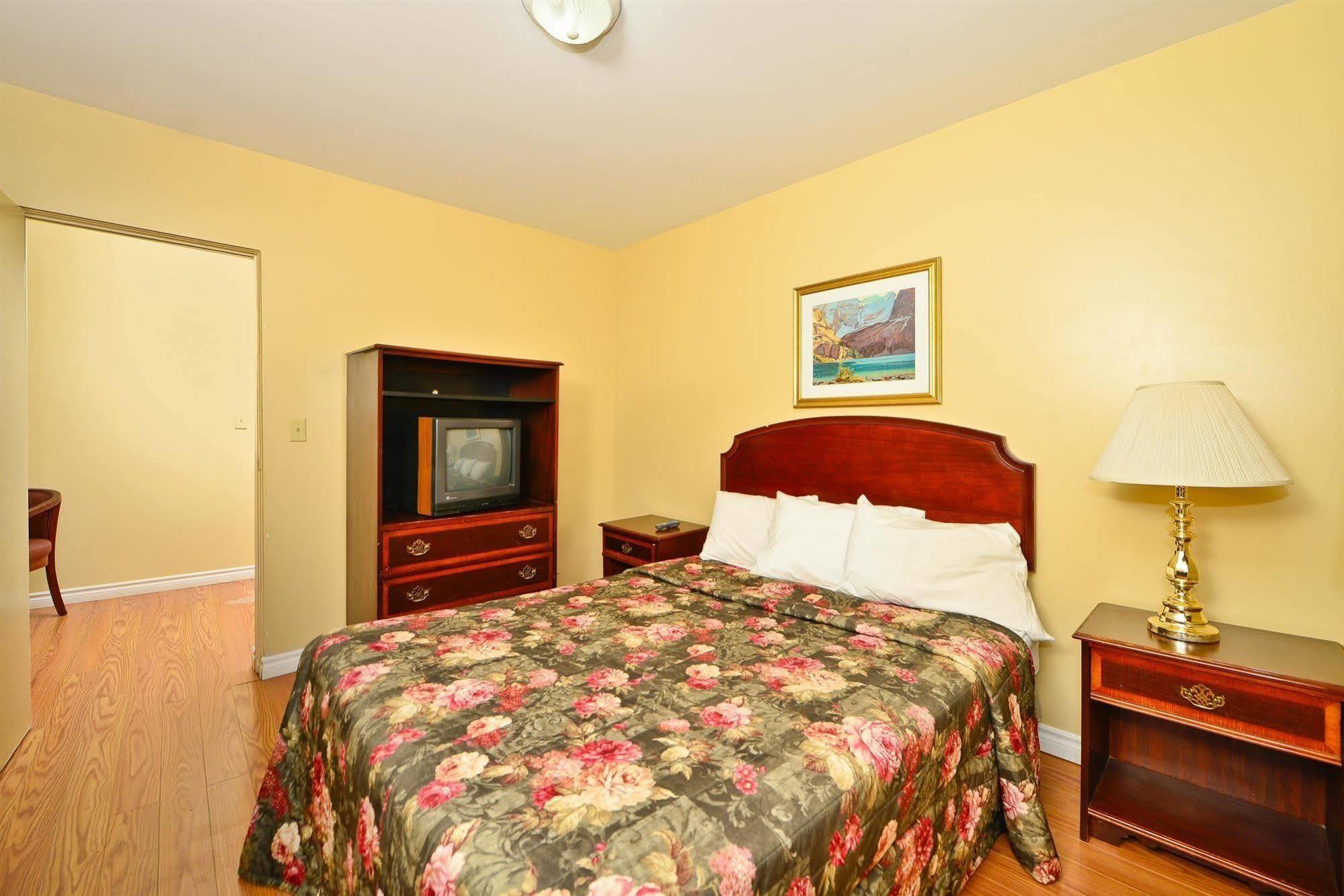 Best Value Inn&Suites Parry Sound Exterior foto